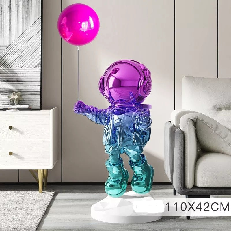 HM Astronaut