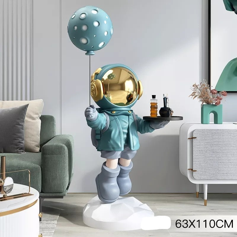 HM Astronaut